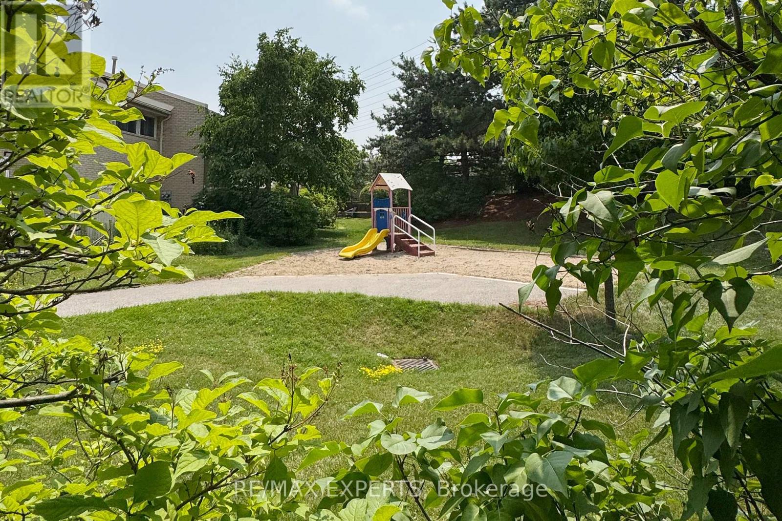 55 - 2676 Folkway Drive, Mississauga, Ontario  L5L 2G5 - Photo 33 - W12284730