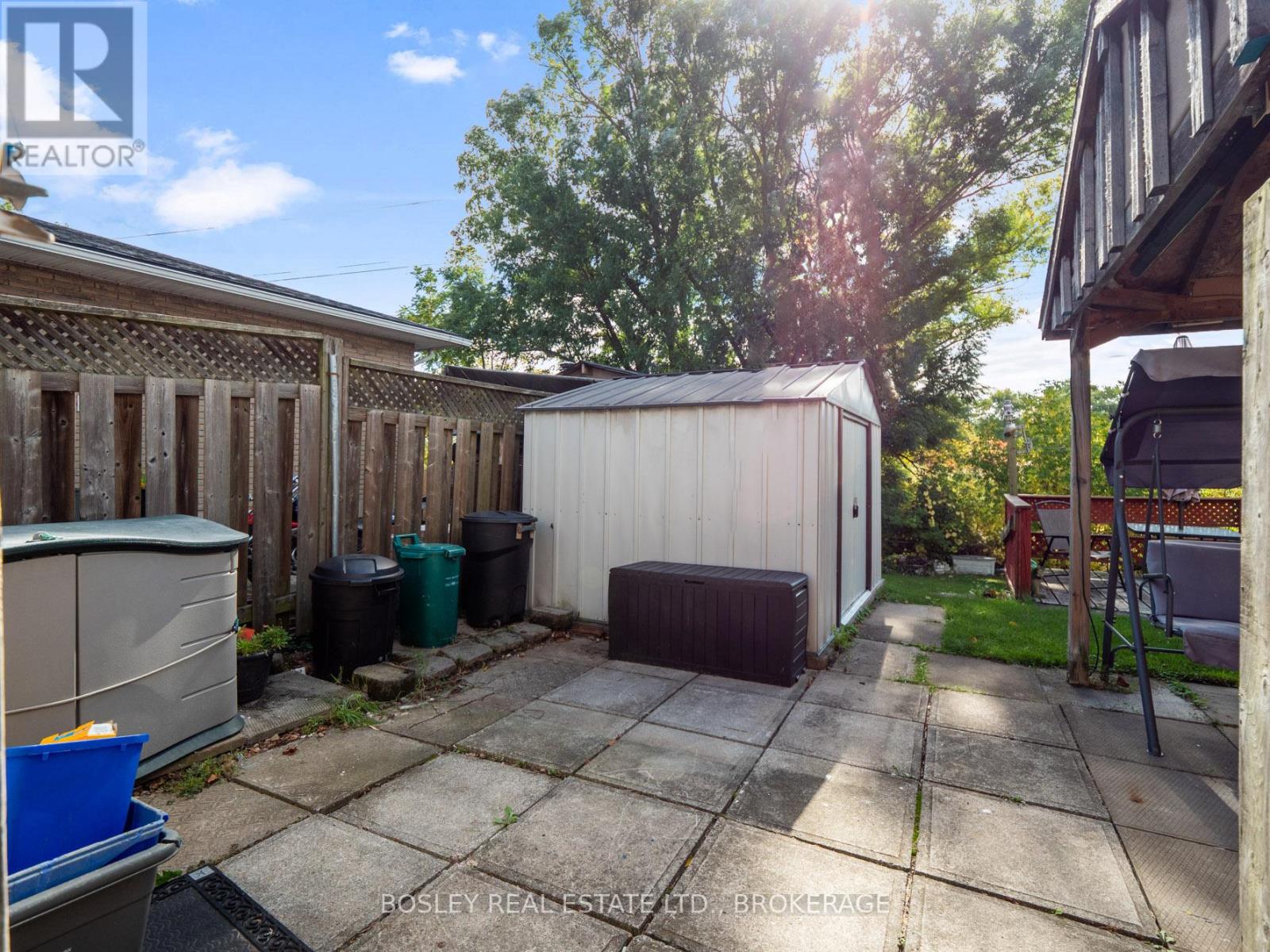 17 Deerfield Parkway, Thorold, Ontario  L2V 4A9 - Photo 27 - X12460363