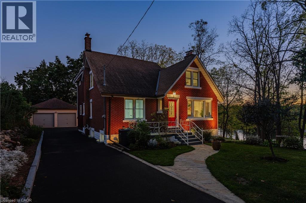 3 Augusta Street, Cambridge, Ontario  N1R 1G2 - Photo 1 - 40778528