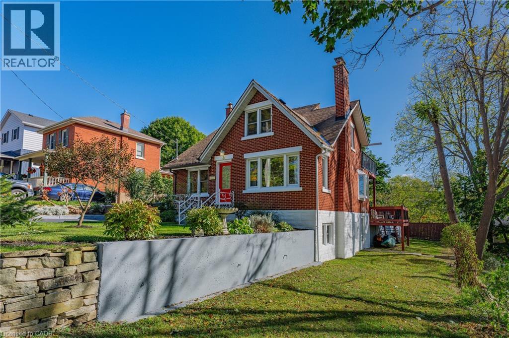 3 Augusta Street, Cambridge, Ontario  N1R 1G2 - Photo 2 - 40778528
