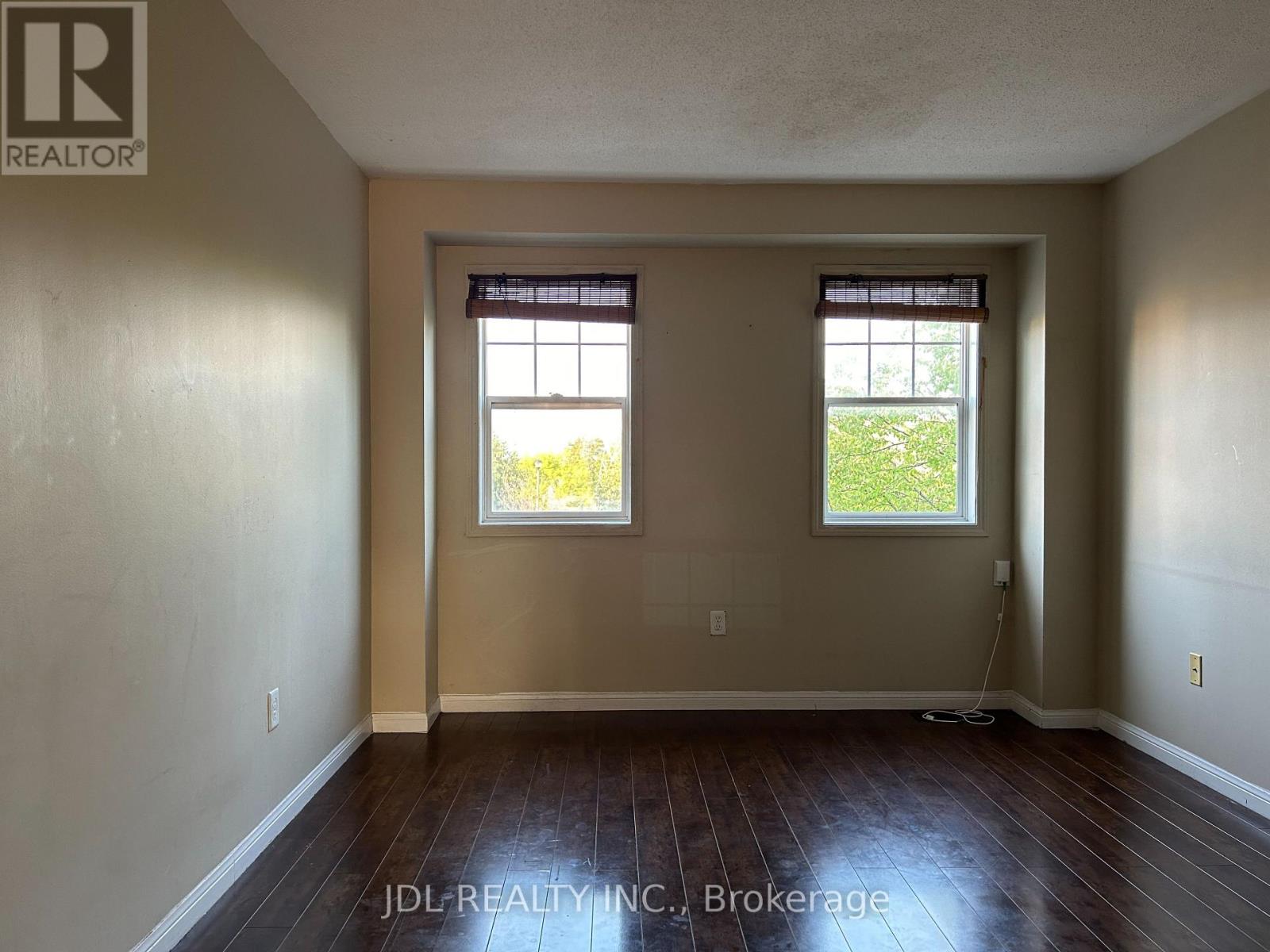 233b Rouge River Dr Drive, Toronto, Ontario  M1B 6H2 - Photo 5 - E12460264