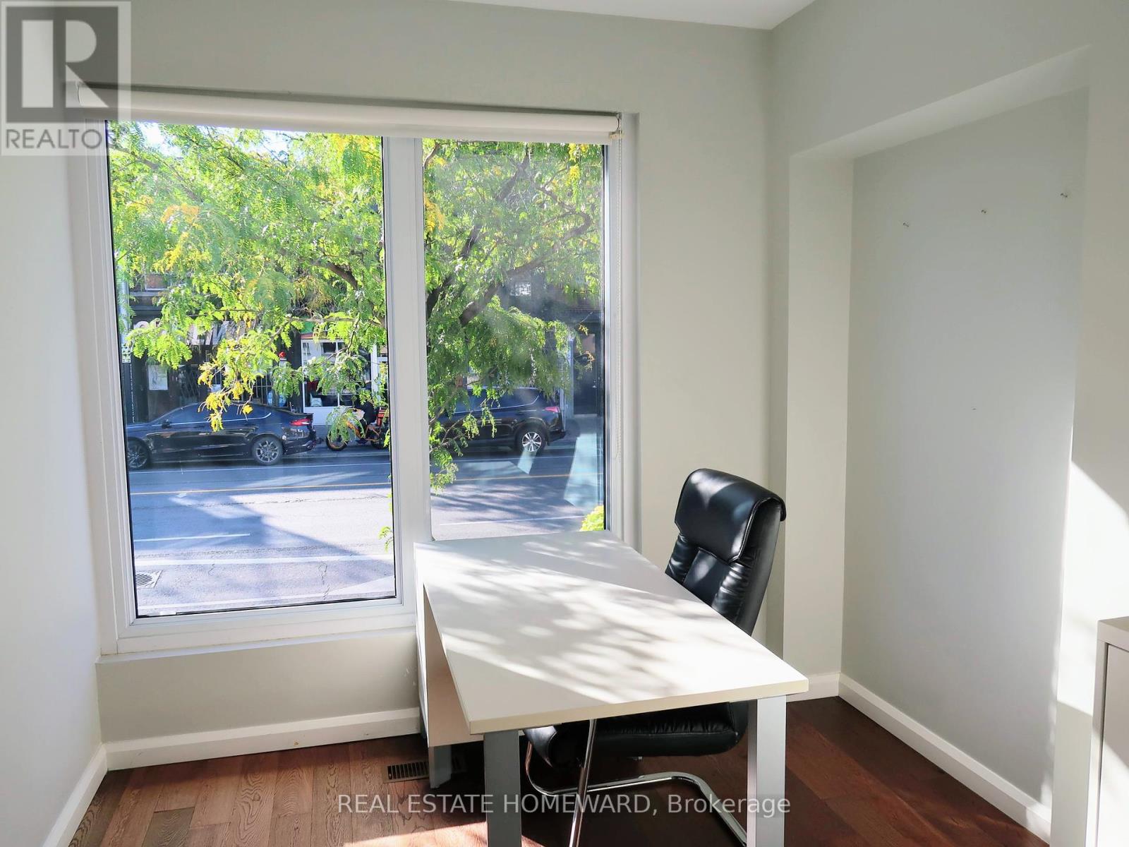 276 Danforth Avenue, Toronto, Ontario  M4K 1N6 - Photo 2 - E12460278
