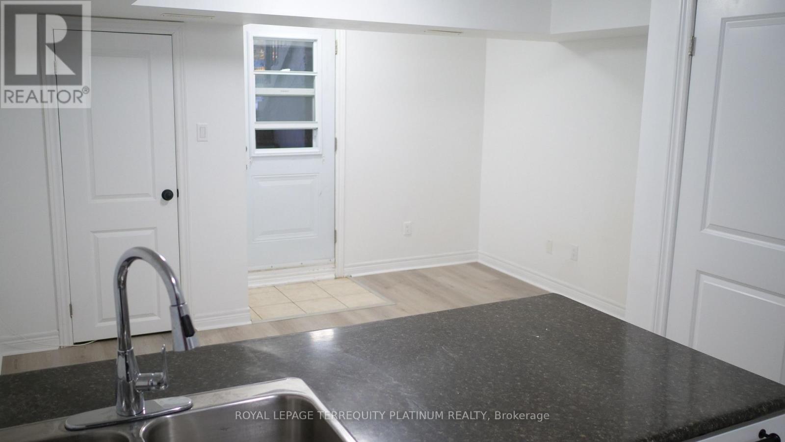 Lower - 2823 St Clair Avenue E, Toronto, Ontario  M4B 1N3 - Photo 3 - E12460279