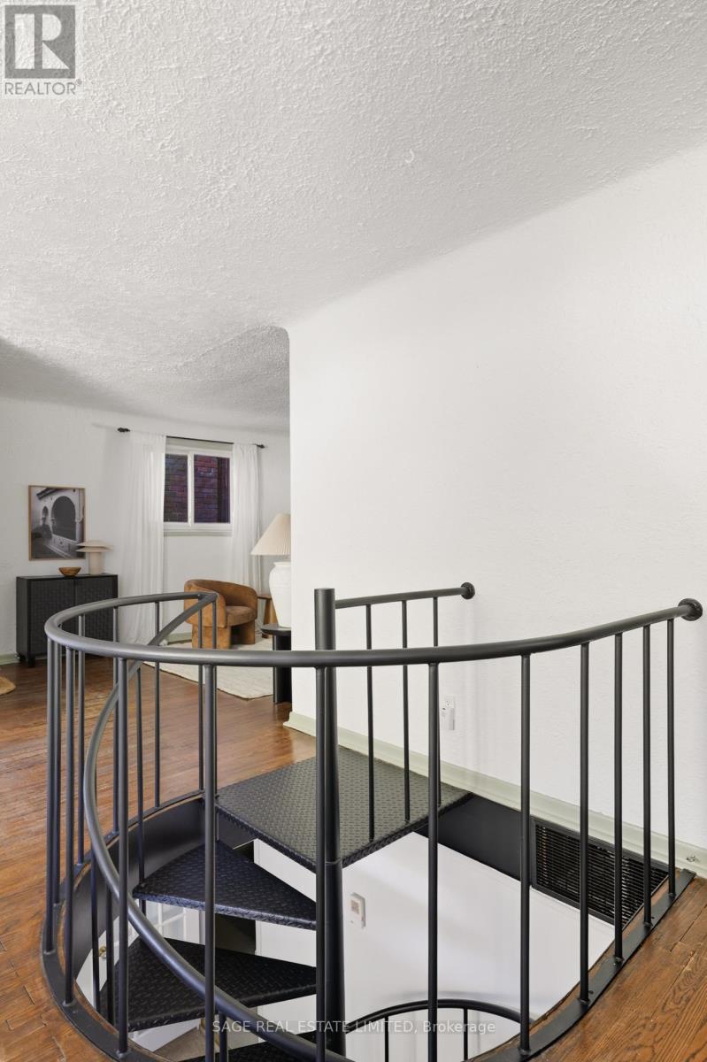 130 Neville Park Boulevard, Toronto, Ontario  M4E 3P8 - Photo 10 - E12460282