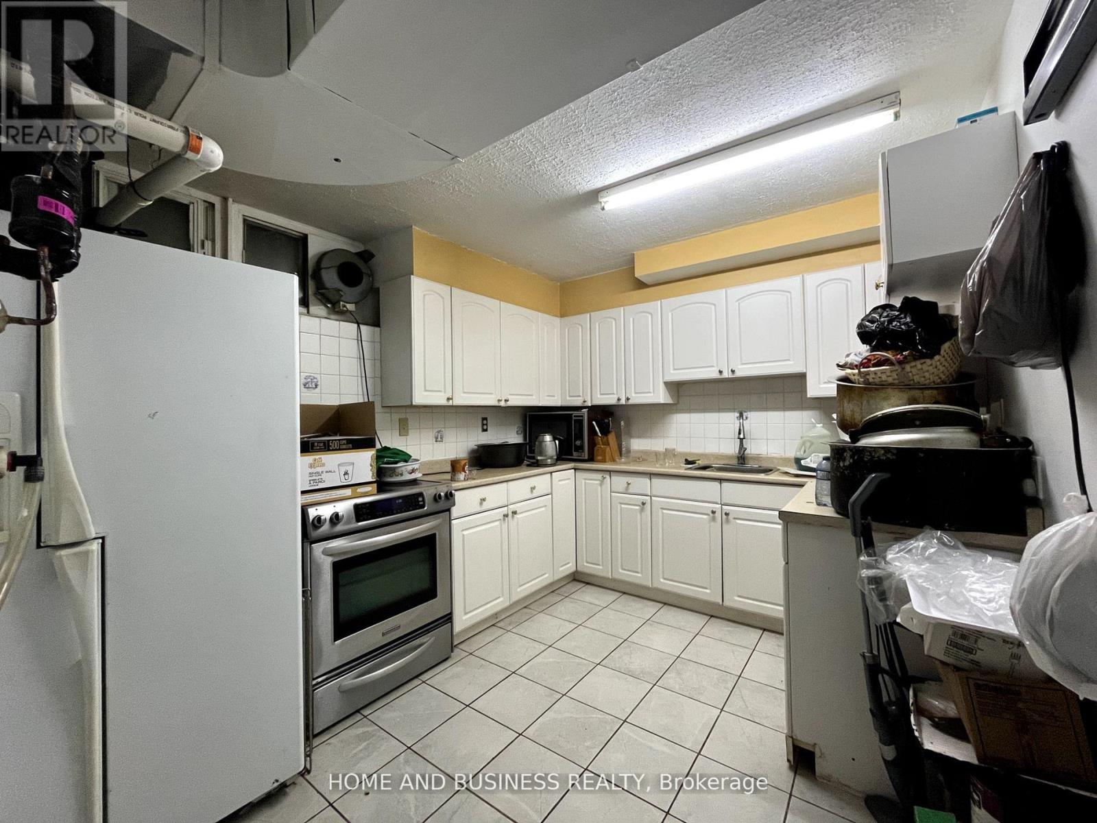 1853 Lawrence Avenue, Toronto, Ontario  M1R 2Y3 - Photo 9 - E12460308