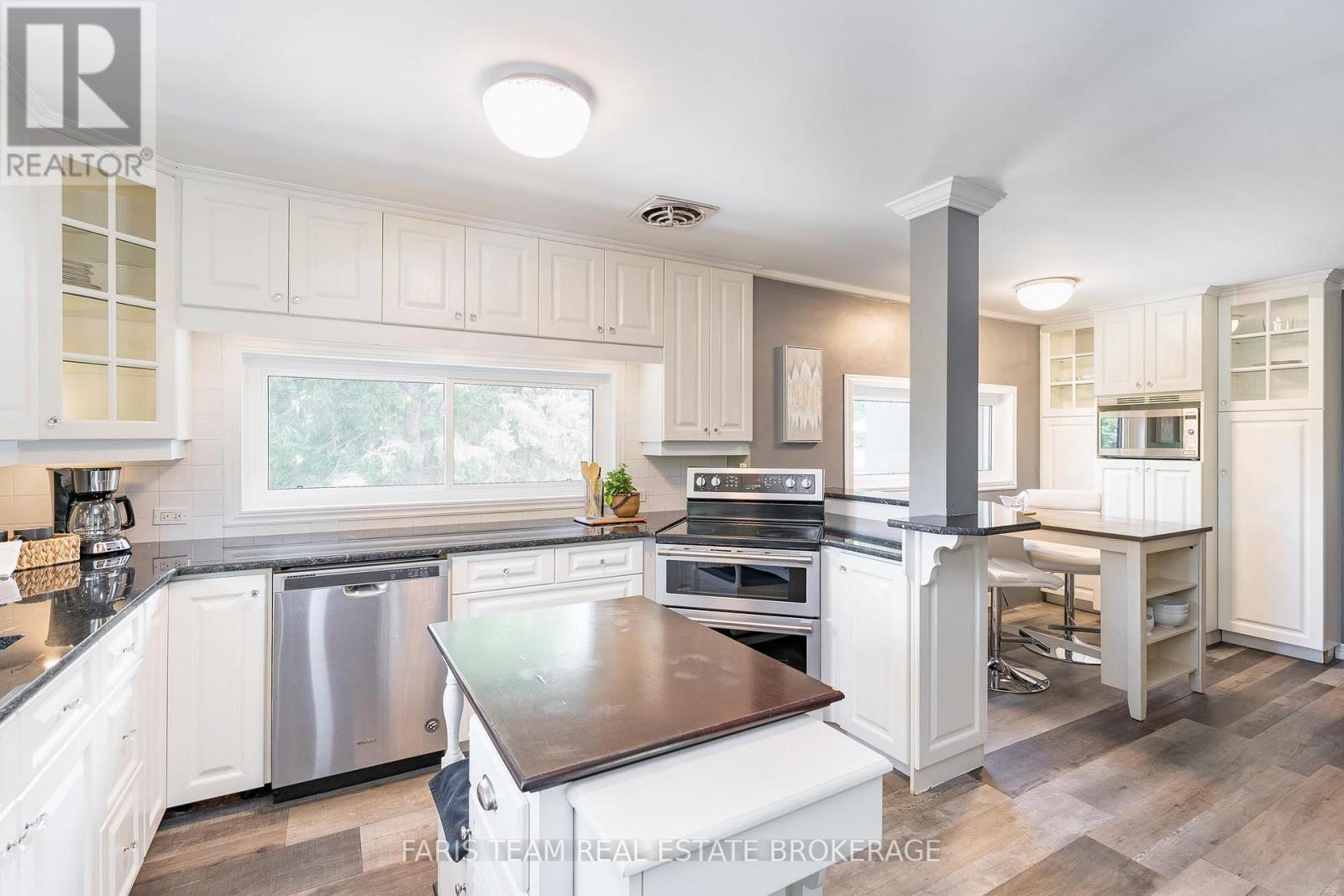 2988 Fesserton Side Road, Severn (Fesserton), Ontario  L0K 2C0 - Photo 8 - S12381868