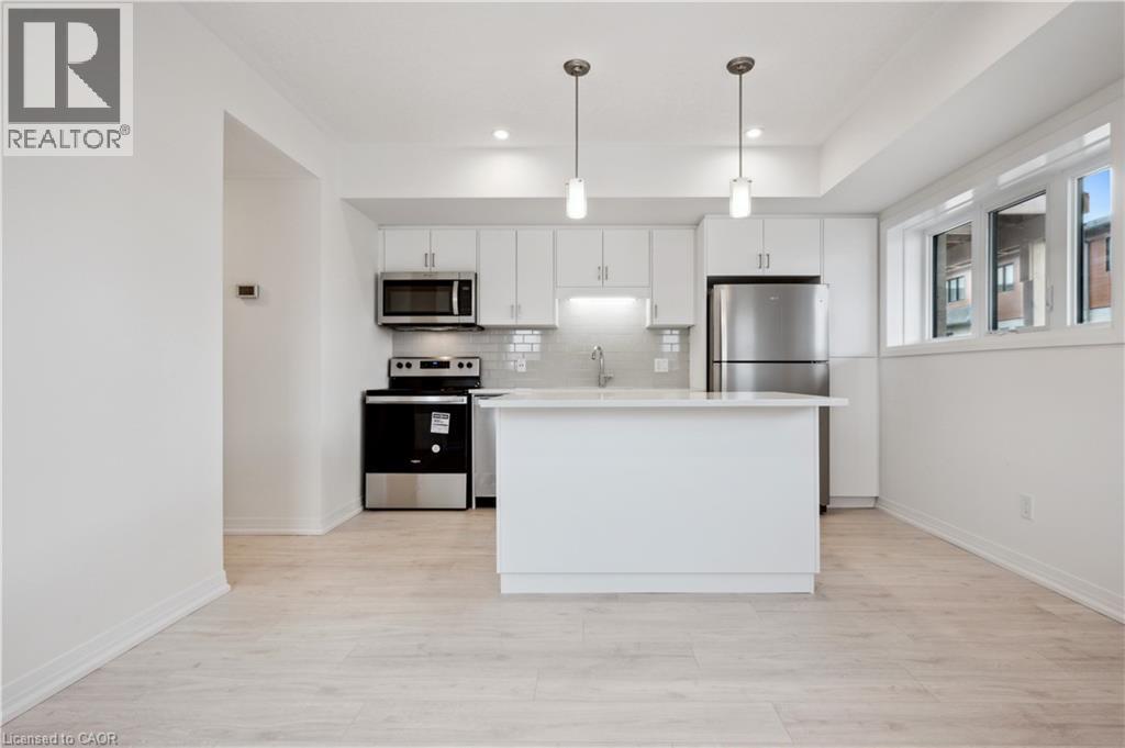 15 Stauffer Woods Trail Unit# B6, Kitchener, Ontario  N2P 2P4 - Photo 8 - 40777739