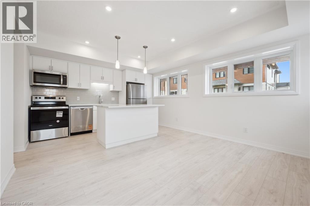 15 Stauffer Woods Trail Unit# B6, Kitchener, Ontario  N2P 2P4 - Photo 7 - 40777739