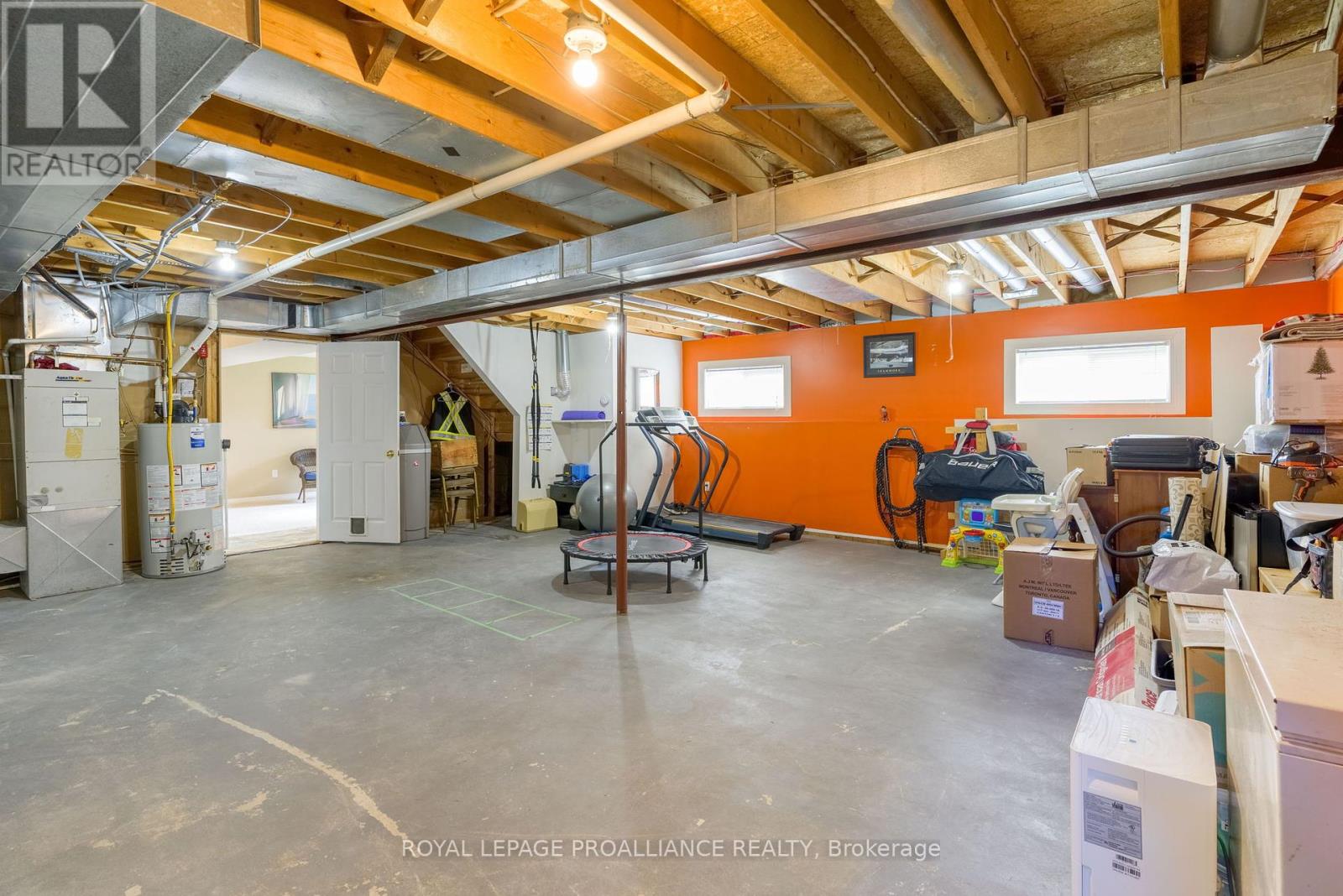 6 Layng Drive, Athens, Ontario  K0E 1B0 - Photo 35 - X12460369