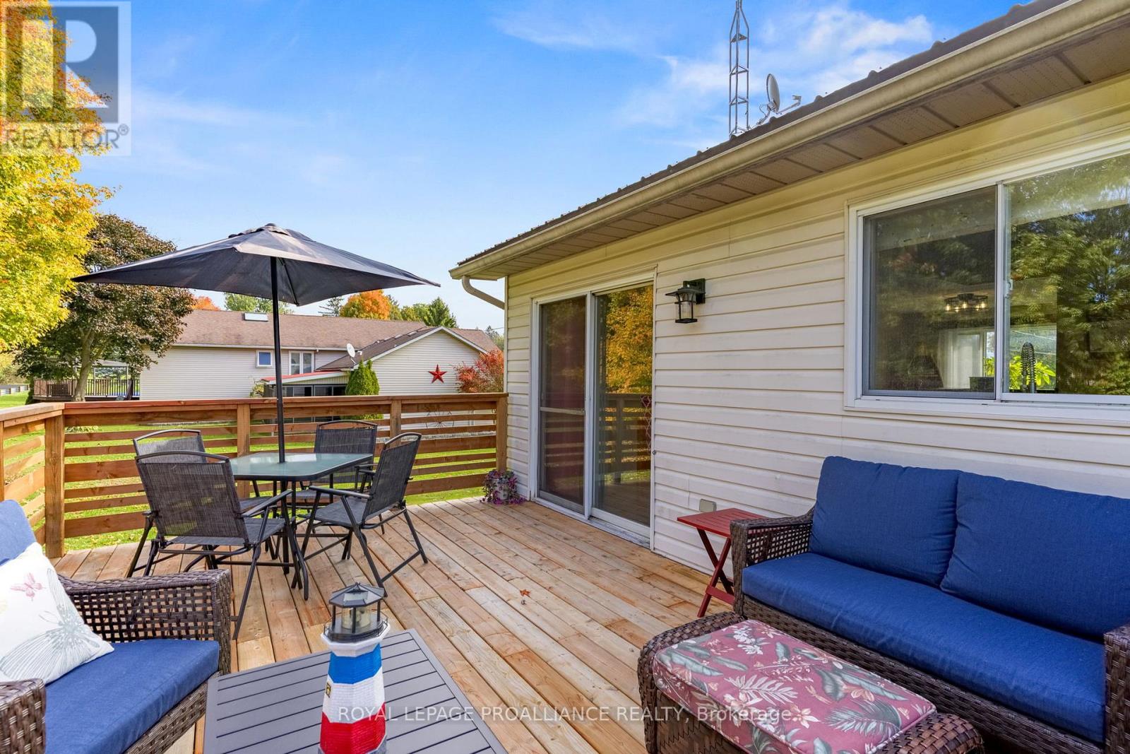 6 Layng Drive, Athens, Ontario  K0E 1B0 - Photo 38 - X12460369