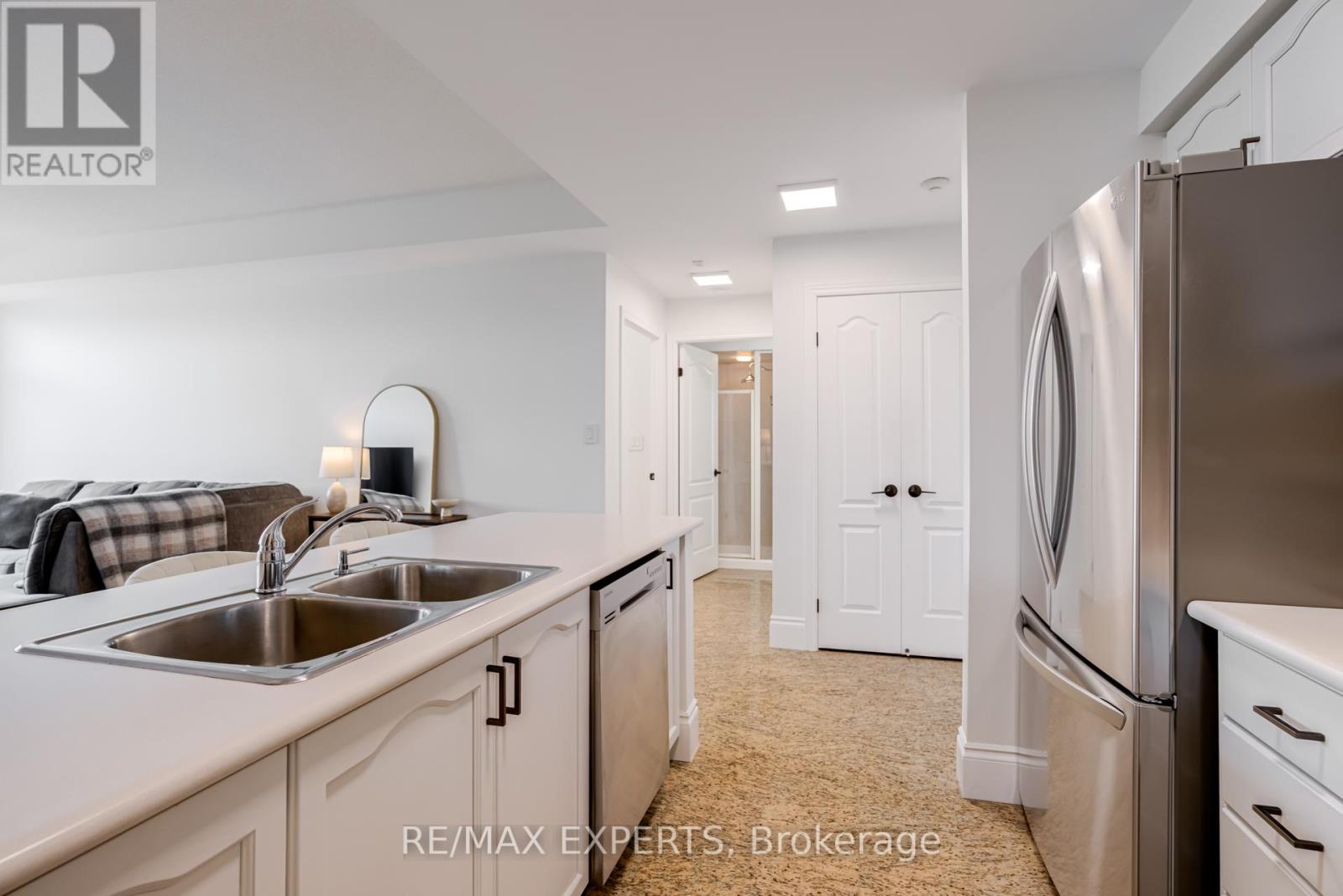 408 - 53 Woodbridge Avenue N, Vaughan, Ontario  L4L 9K9 - Photo 15 - N12460246