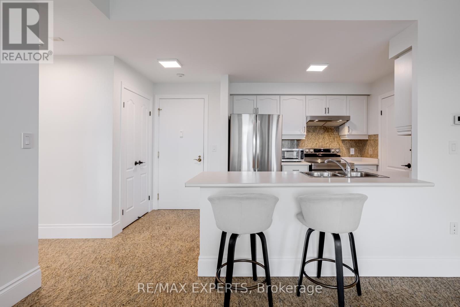408 - 53 Woodbridge Avenue N, Vaughan, Ontario  L4L 9K9 - Photo 16 - N12460246