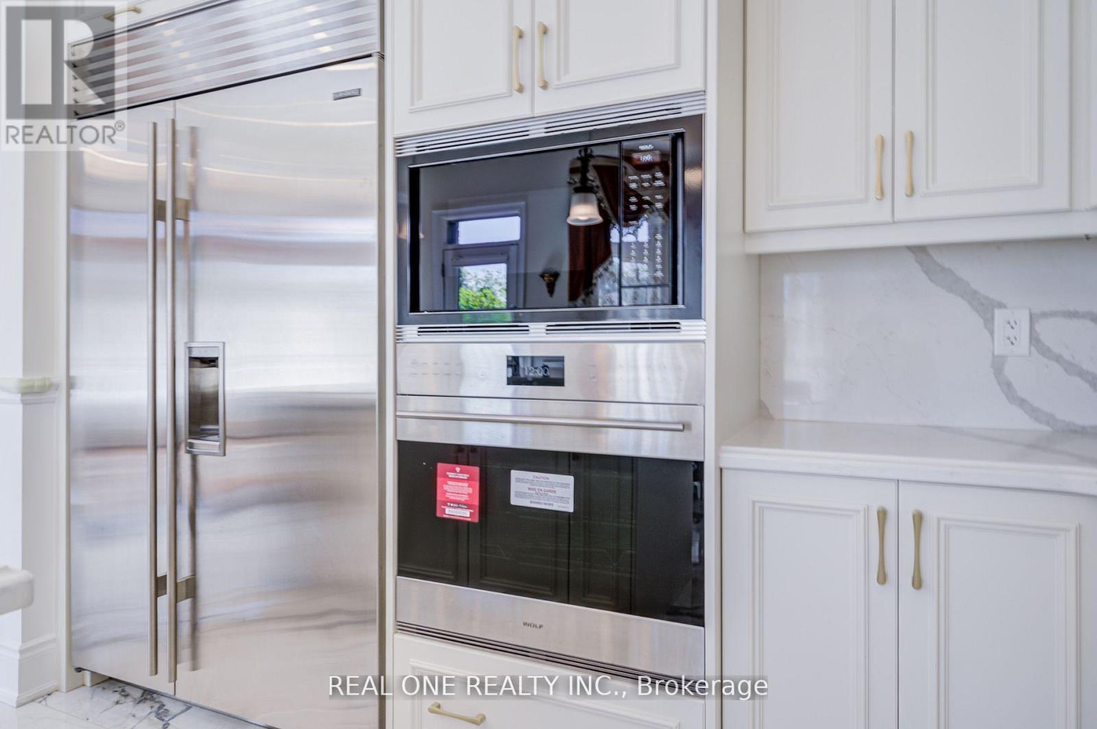 47 Milky Way Drive, Richmond Hill, Ontario  L4C 4M9 - Photo 14 - N12460248