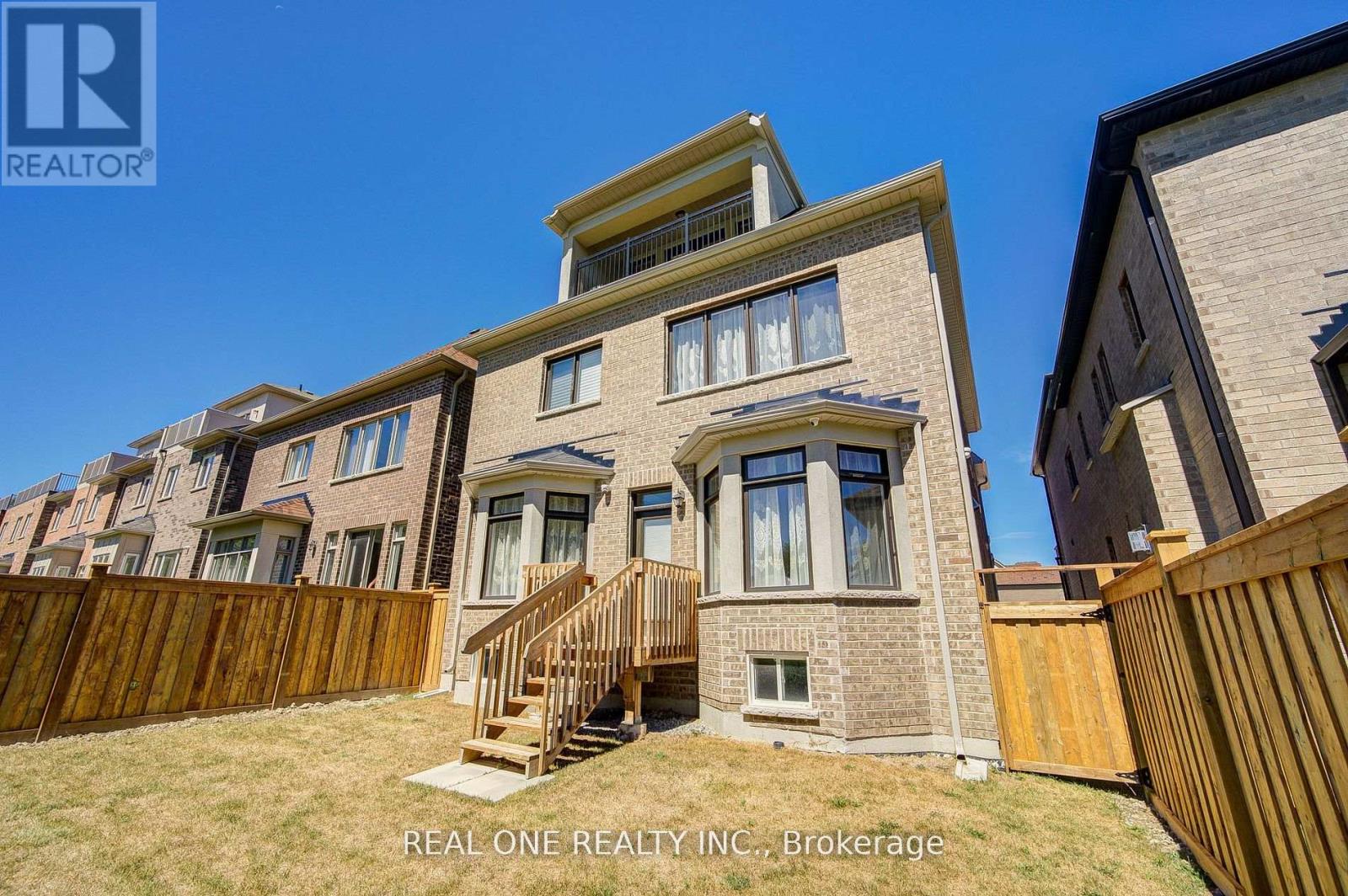 47 Milky Way Drive, Richmond Hill, Ontario  L4C 4M9 - Photo 42 - N12460248