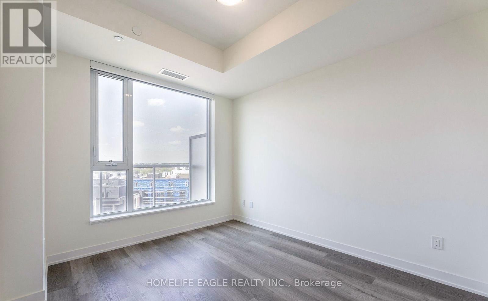 314 - 6 David Eyer Road, Richmond Hill, Ontario  L4S 0N5 - Photo 11 - N12460250