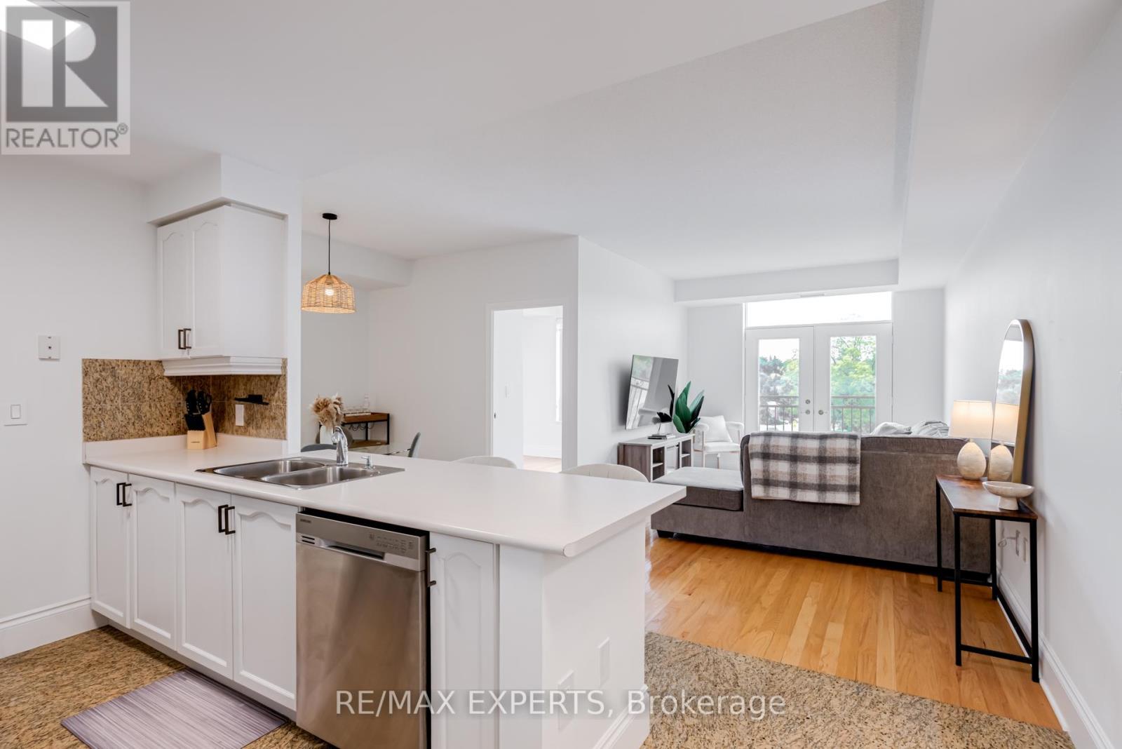 408 - 53 Woodbridge Avenue N, Vaughan, Ontario  L4L 9K9 - Photo 13 - N12460254