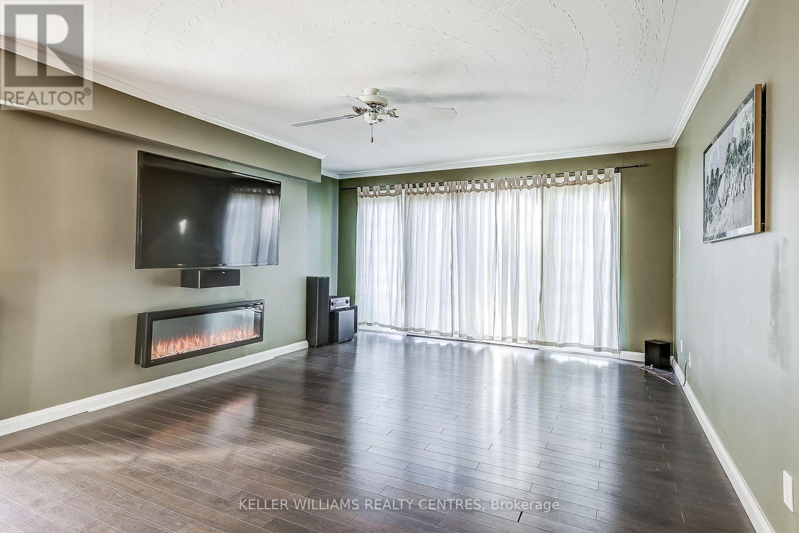 16073 Warden Avenue, Whitchurch-Stouffville, Ontario  L4A 2M3 - Photo 19 - N12460267