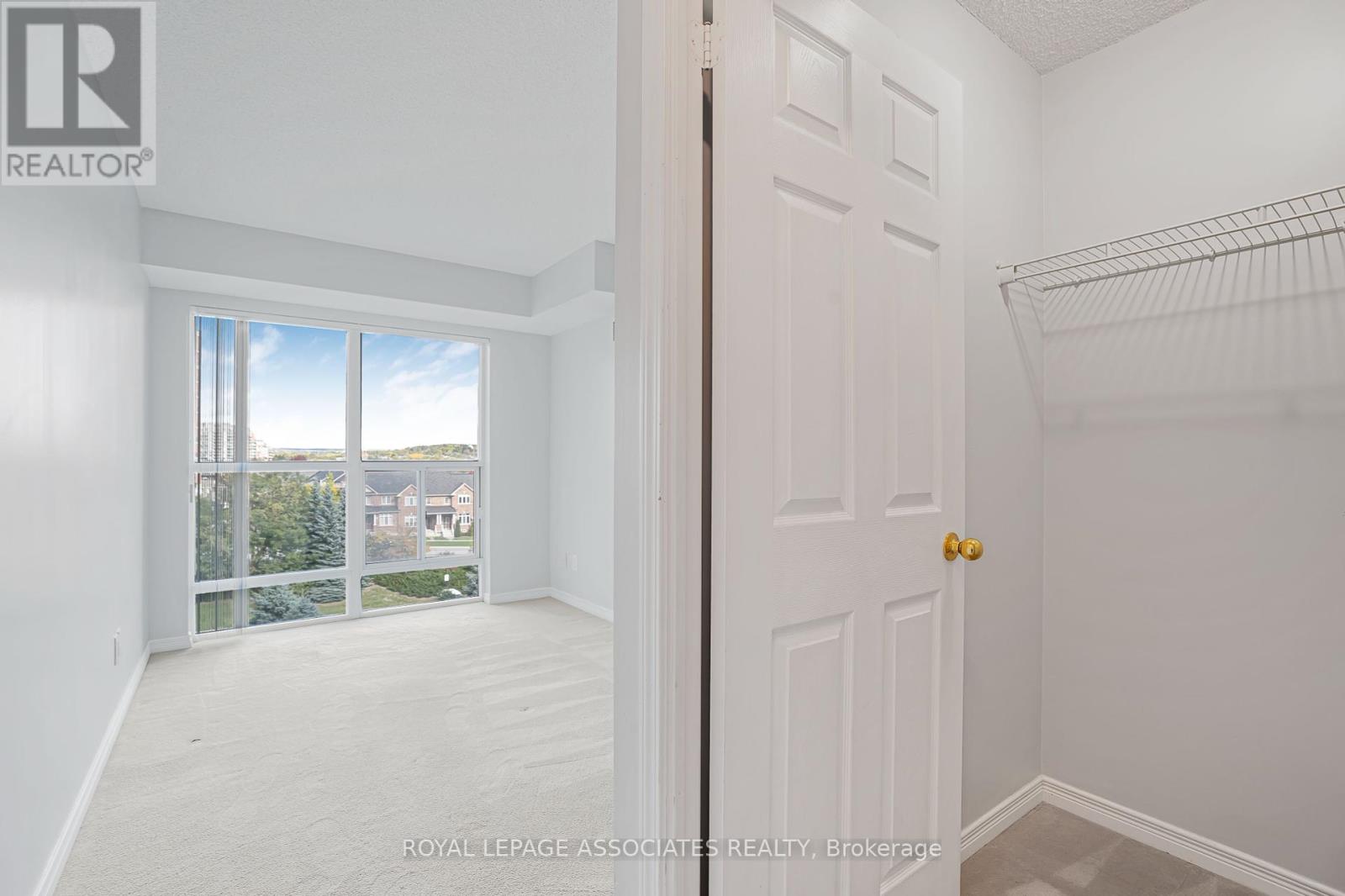 715 - 185 Oneida Cres Crescent, Richmond Hill, Ontario  L4B 0B1 - Photo 11 - N12460268