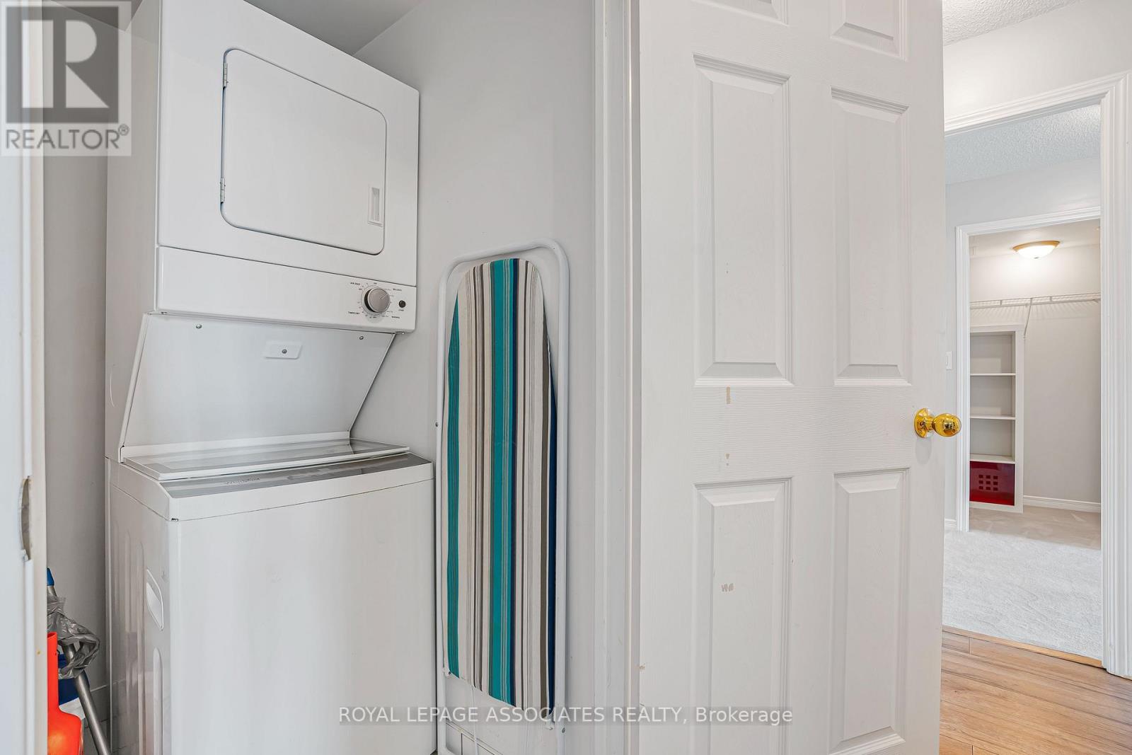 715 - 185 Oneida Cres Crescent, Richmond Hill, Ontario  L4B 0B1 - Photo 14 - N12460268