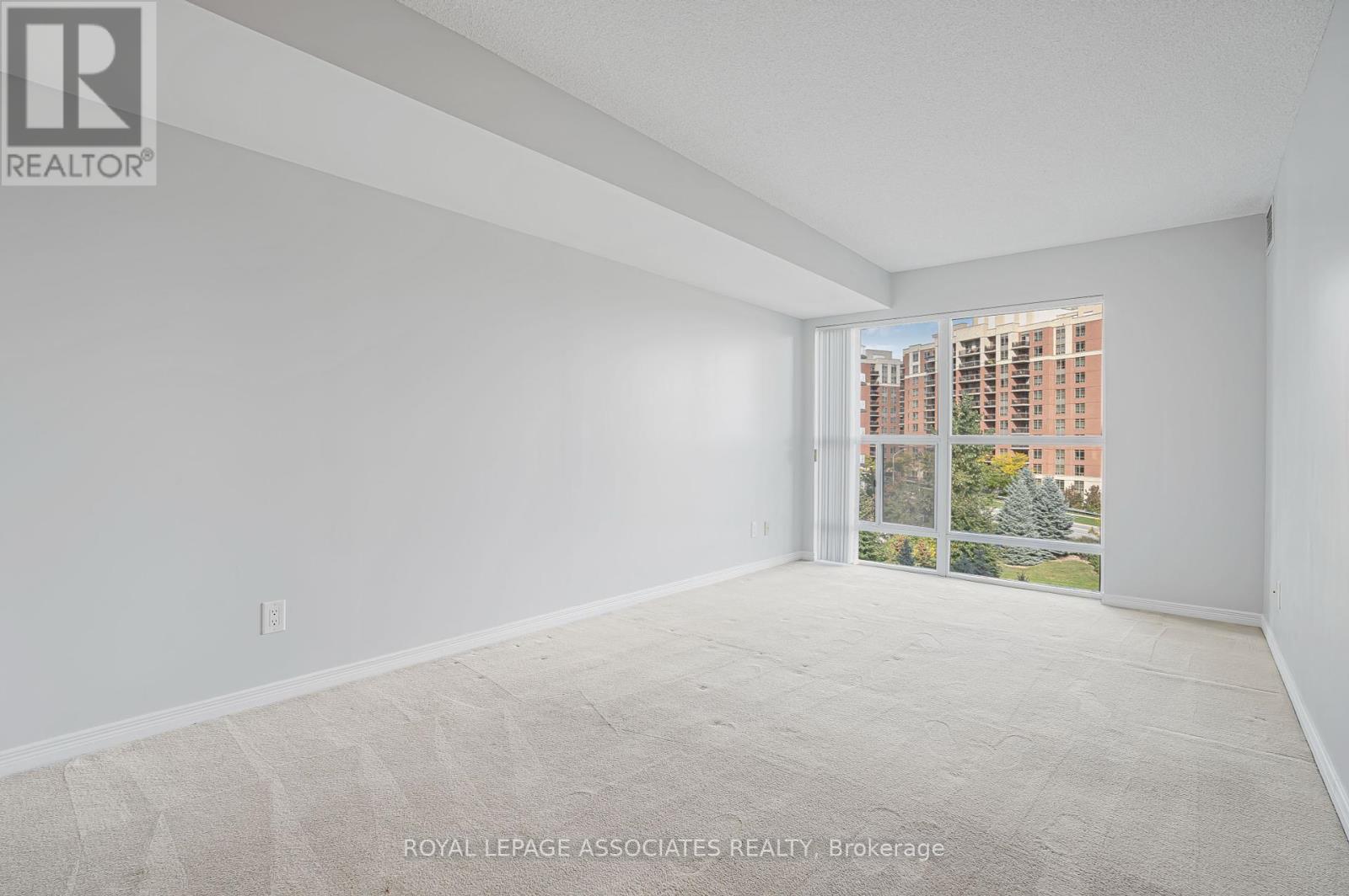 715 - 185 Oneida Cres Crescent, Richmond Hill, Ontario  L4B 0B1 - Photo 18 - N12460268