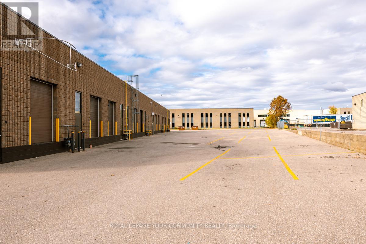 4 - 255 Industrial Parkway S, Aurora, Ontario  L4G 3V5 - Photo 20 - N12460284