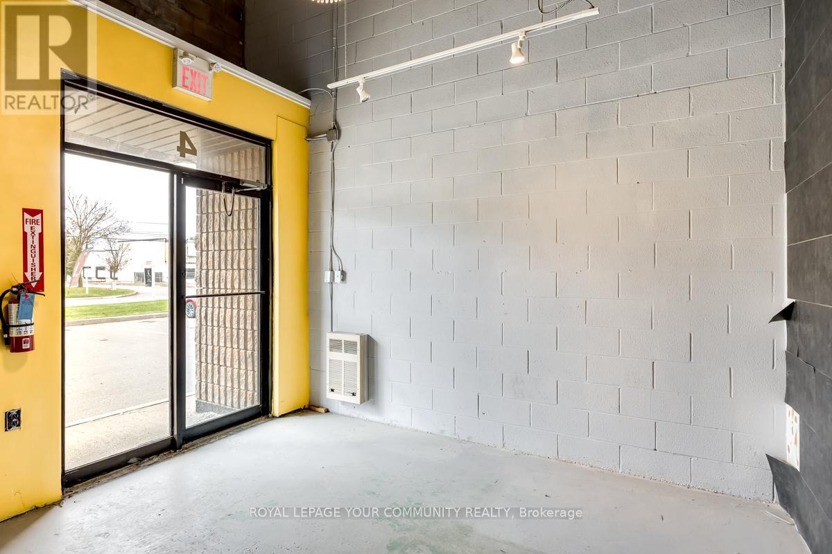4 - 255 Industrial Parkway S, Aurora, Ontario  L4G 3V5 - Photo 6 - N12460284
