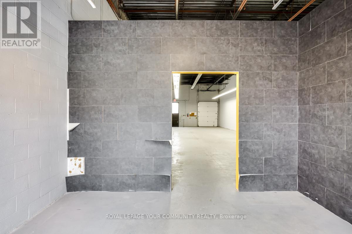 4 - 255 Industrial Parkway S, Aurora, Ontario  L4G 3V5 - Photo 8 - N12460284