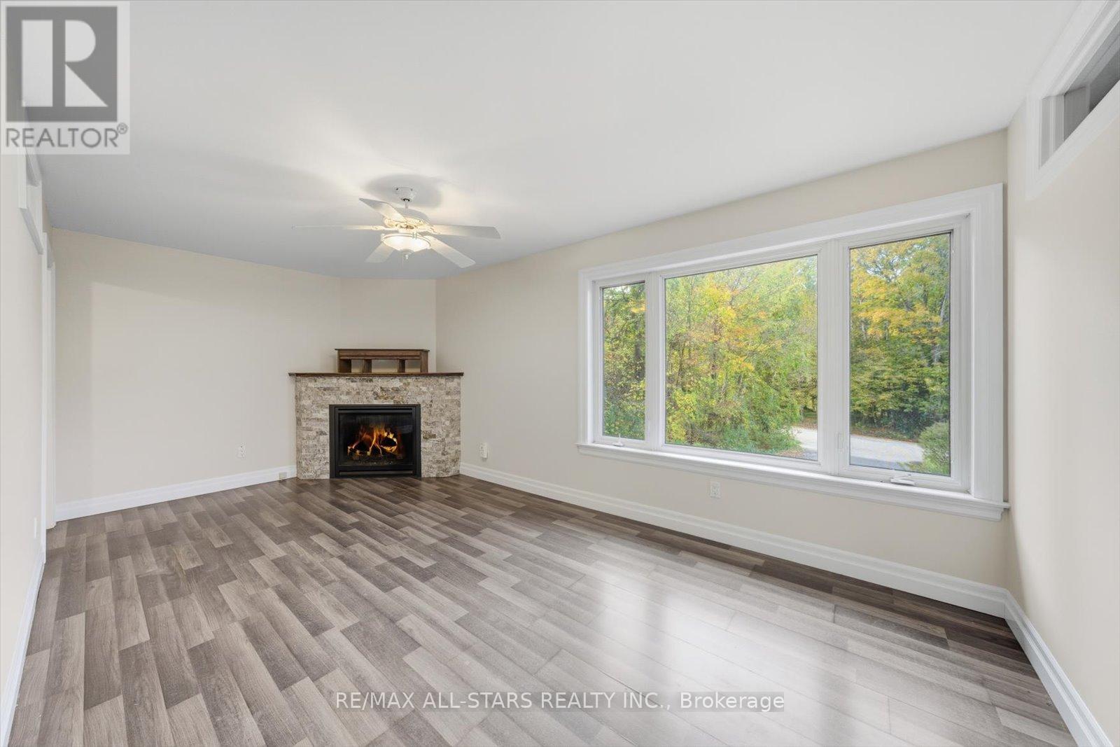 40 Algonquin Forest Drive, East Gwillimbury, Ontario  L9N 0C6 - Photo 34 - N12460291