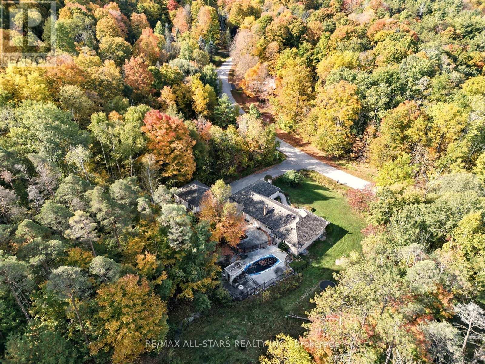 40 Algonquin Forest Drive, East Gwillimbury, Ontario  L9N 0C6 - Photo 50 - N12460291