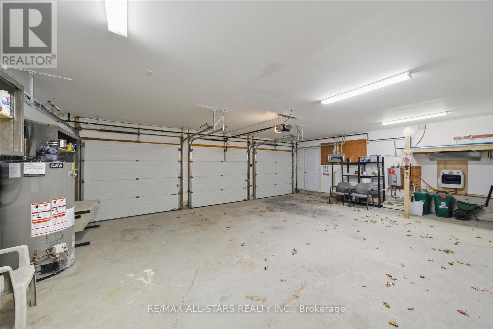40 Algonquin Forest Drive, East Gwillimbury, Ontario  L9N 0C6 - Photo 42 - N12460301
