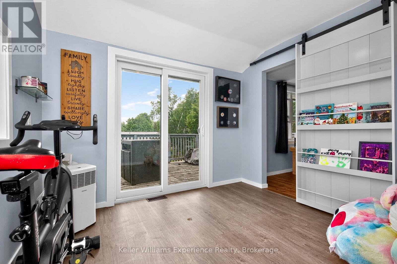 452 Broderick Street, Tay (Port Mcnicoll), Ontario  L0K 1R0 - Photo 8 - S12460456