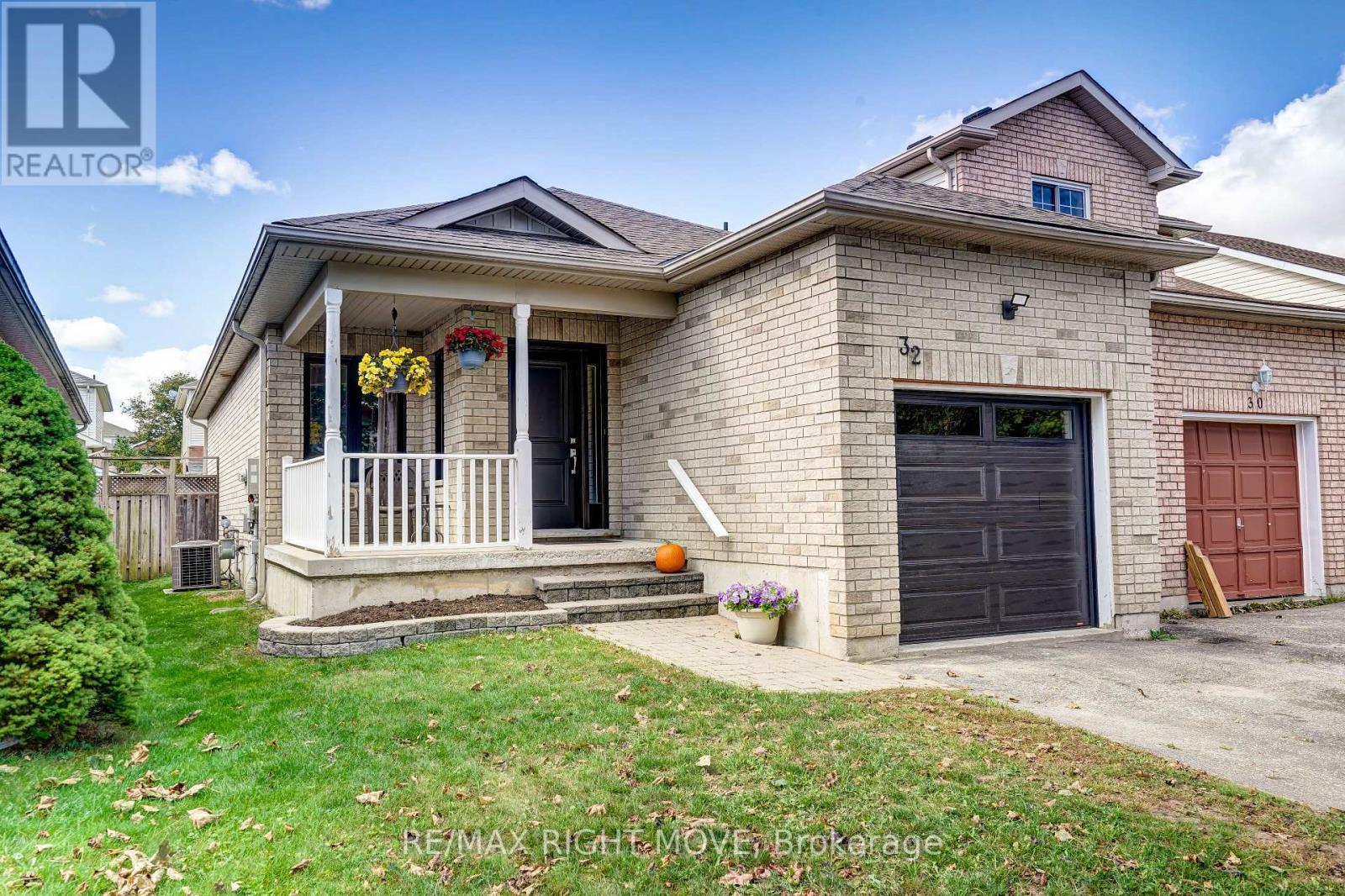 32 JULIA CRESCENT, Orillia, Ontario