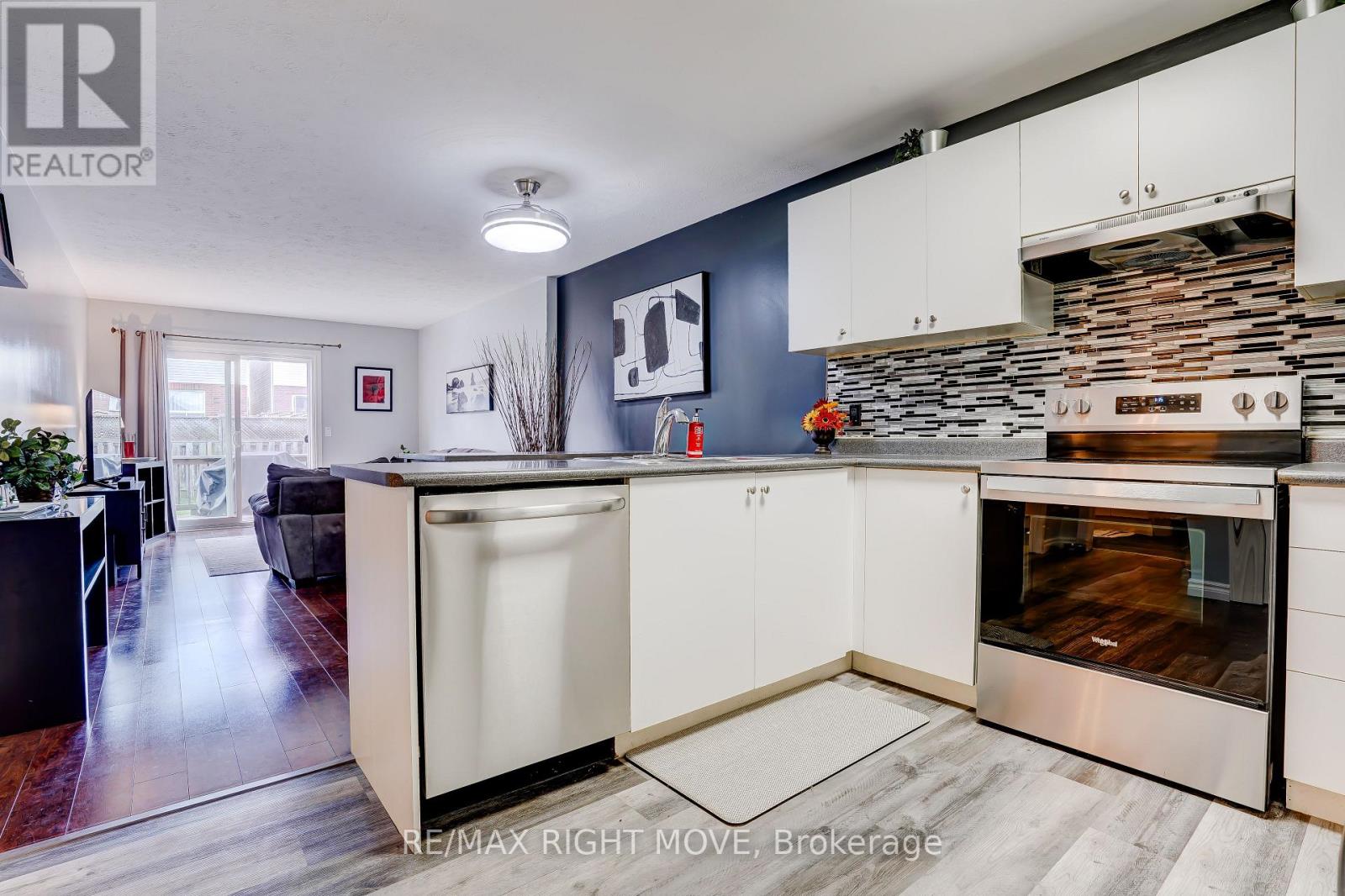 32 Julia Crescent, Orillia, Ontario  L3V 7Z1 - Photo 6 - S12460266