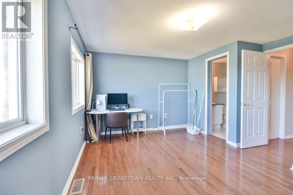 71 Goodwin Drive, Barrie, Ontario  L4M 3T1 - Photo 16 - S12460269