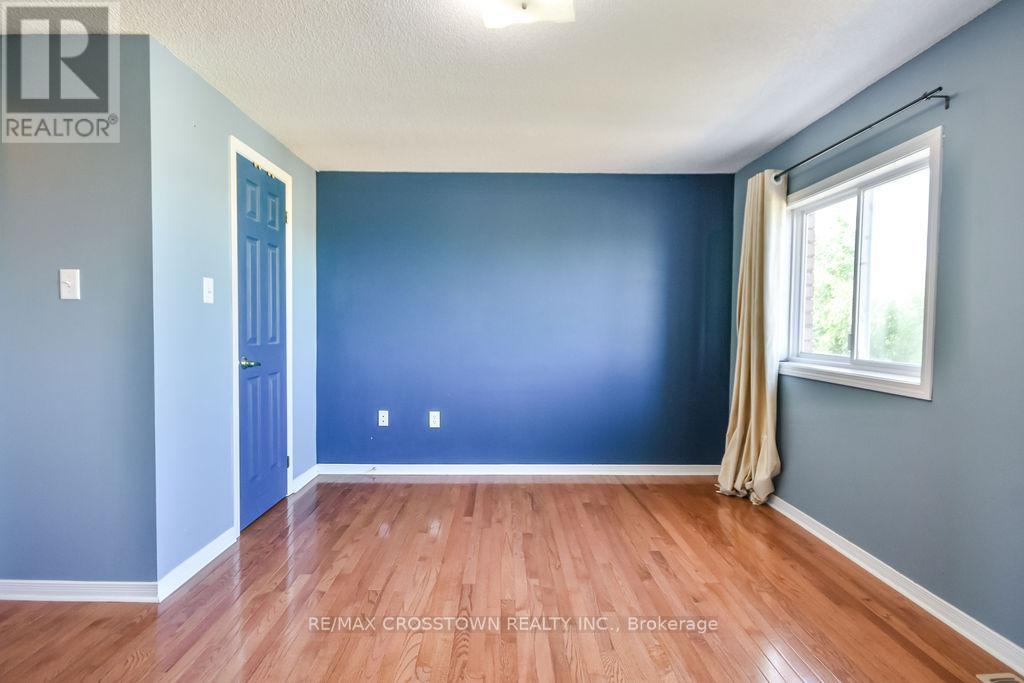 71 Goodwin Drive, Barrie, Ontario  L4M 3T1 - Photo 17 - S12460269