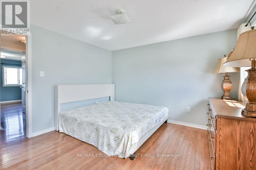 71 Goodwin Drive, Barrie, Ontario  L4M 3T1 - Photo 19 - S12460269