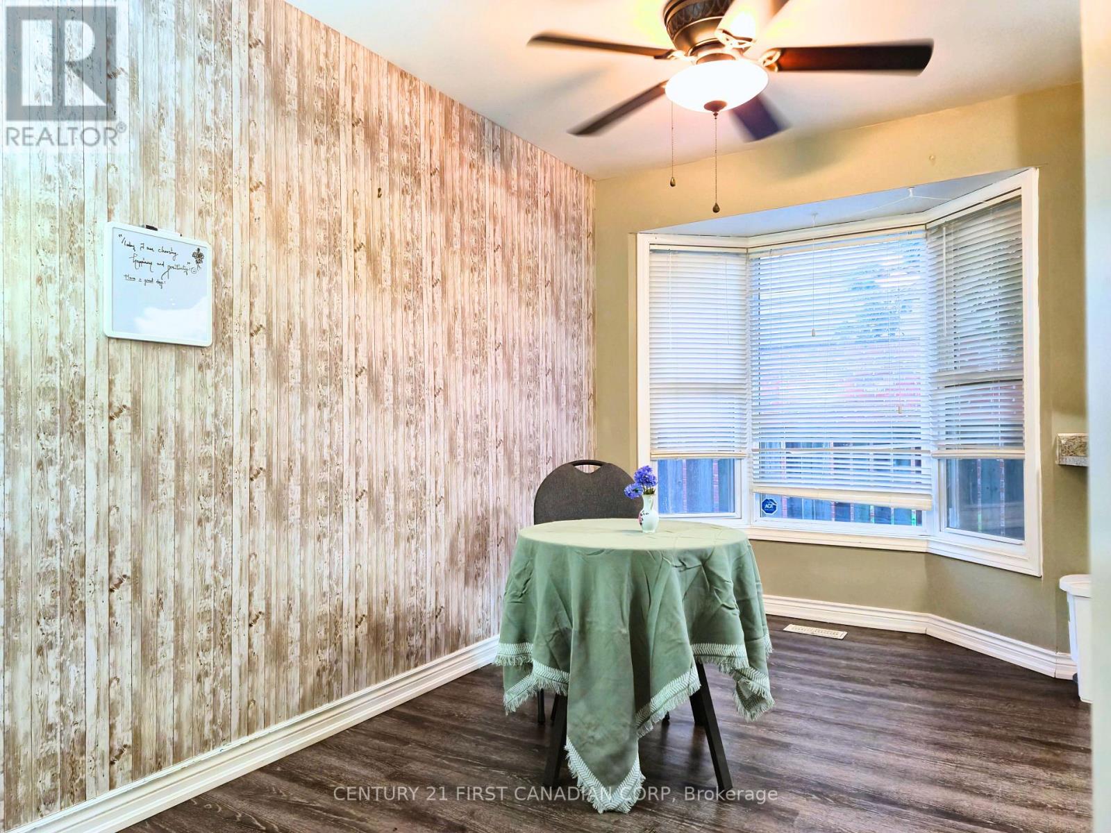15 Mohican Drive, Woodstock, Ontario  N4T 1H4 - Photo 15 - X12460230