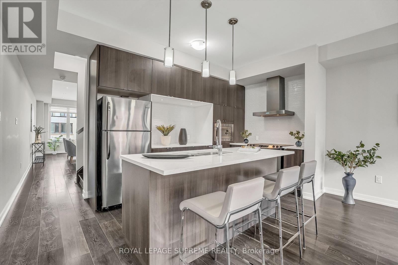 182 Huguenot Road, Oakville, Ontario  L6H 0L4 - Photo 22 - W12460275