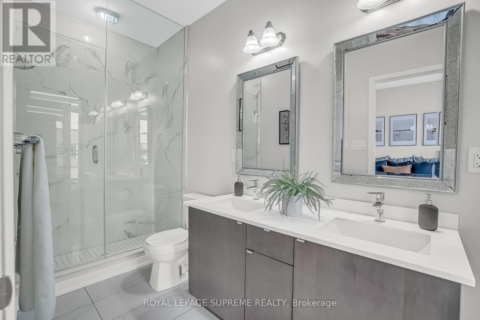 182 Huguenot Road, Oakville, Ontario  L6H 0L4 - Photo 39 - W12460275