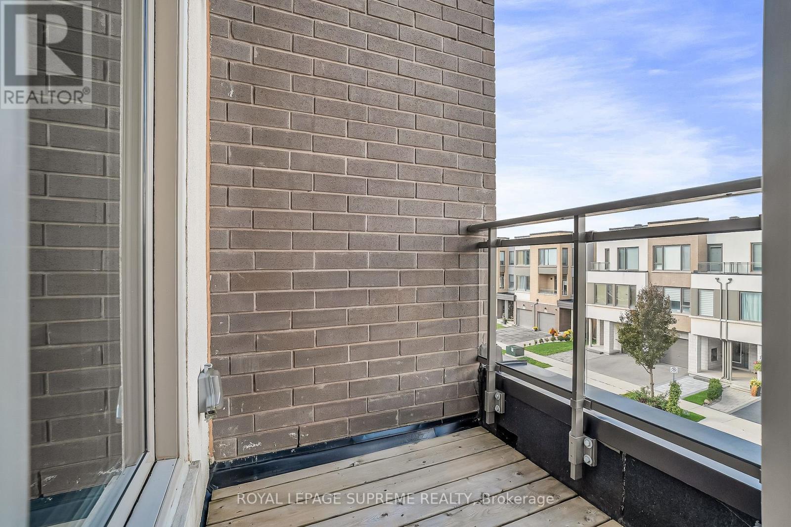 182 Huguenot Road, Oakville, Ontario  L6H 0L4 - Photo 40 - W12460275