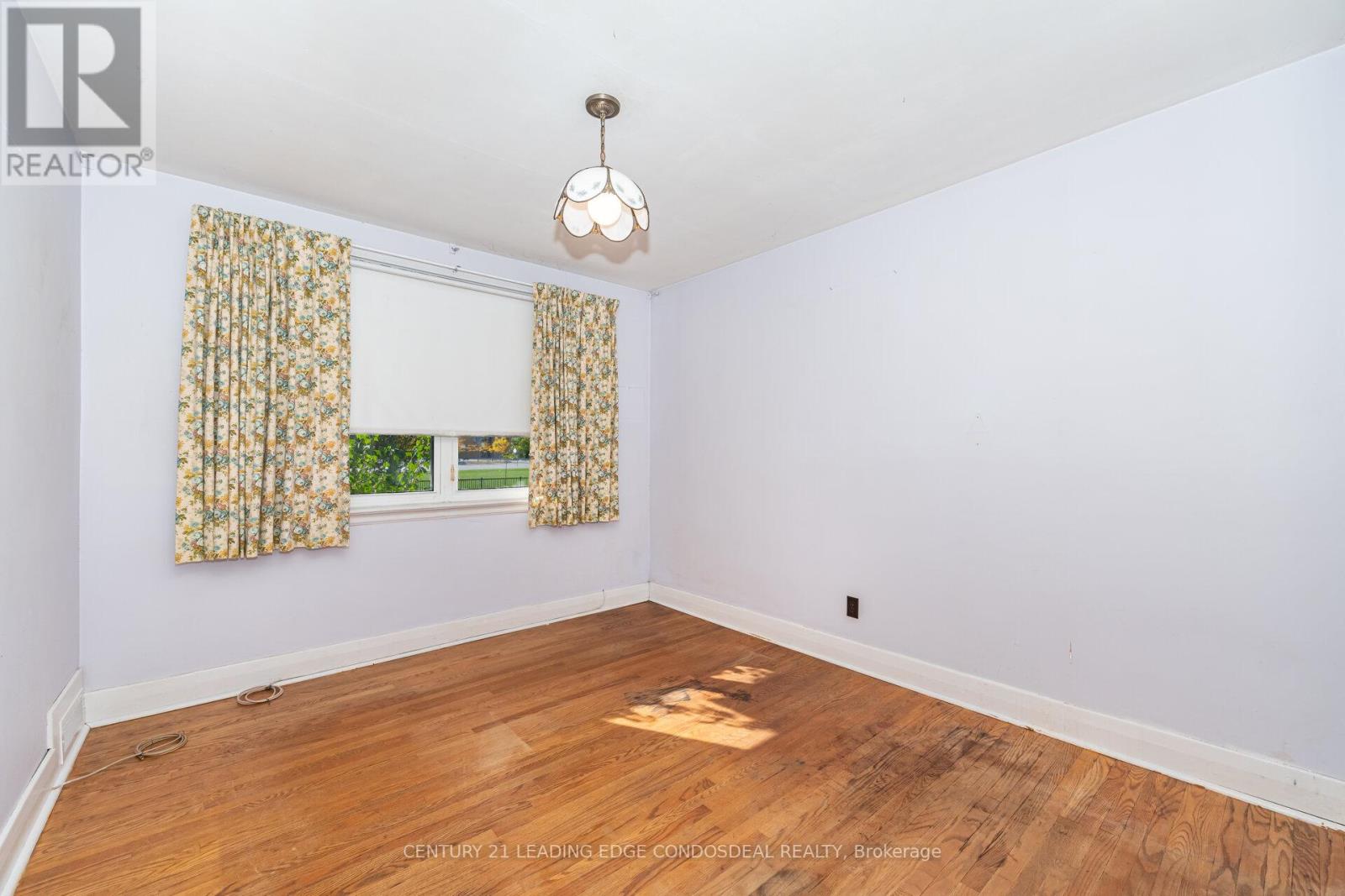 621 Roding Street, Toronto, Ontario  M3M 2A6 - Photo 21 - W12460285