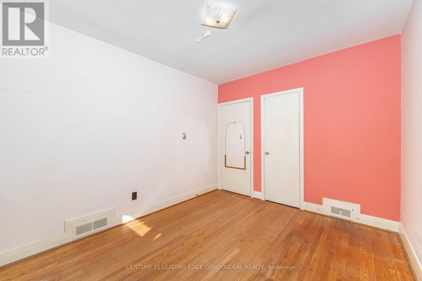 621 Roding Street, Toronto, Ontario  M3M 2A6 - Photo 24 - W12460285