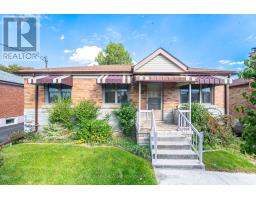 621 RODING STREET, Toronto, Ontario