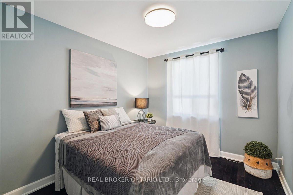12 Margrath Place, Toronto, Ontario  M9C 4L2 - Photo 14 - W12460286