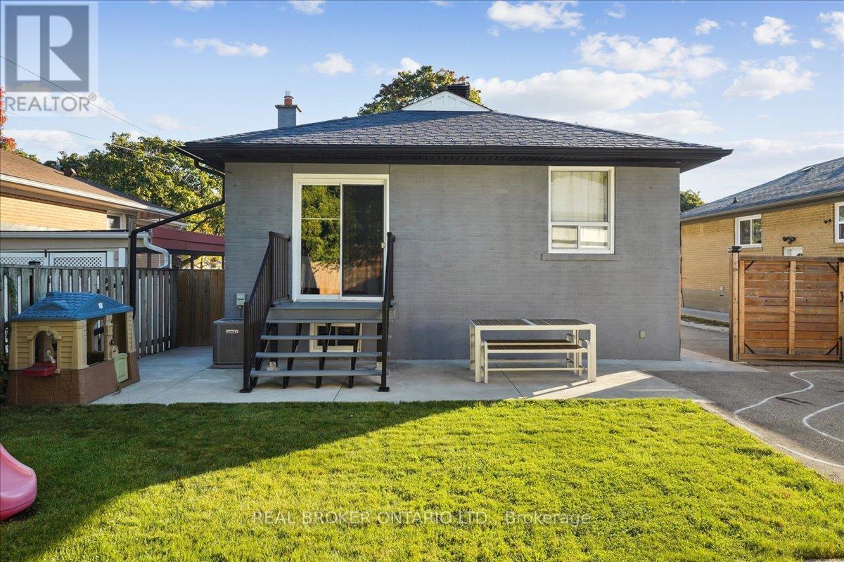 12 Margrath Place, Toronto, Ontario  M9C 4L2 - Photo 28 - W12460286