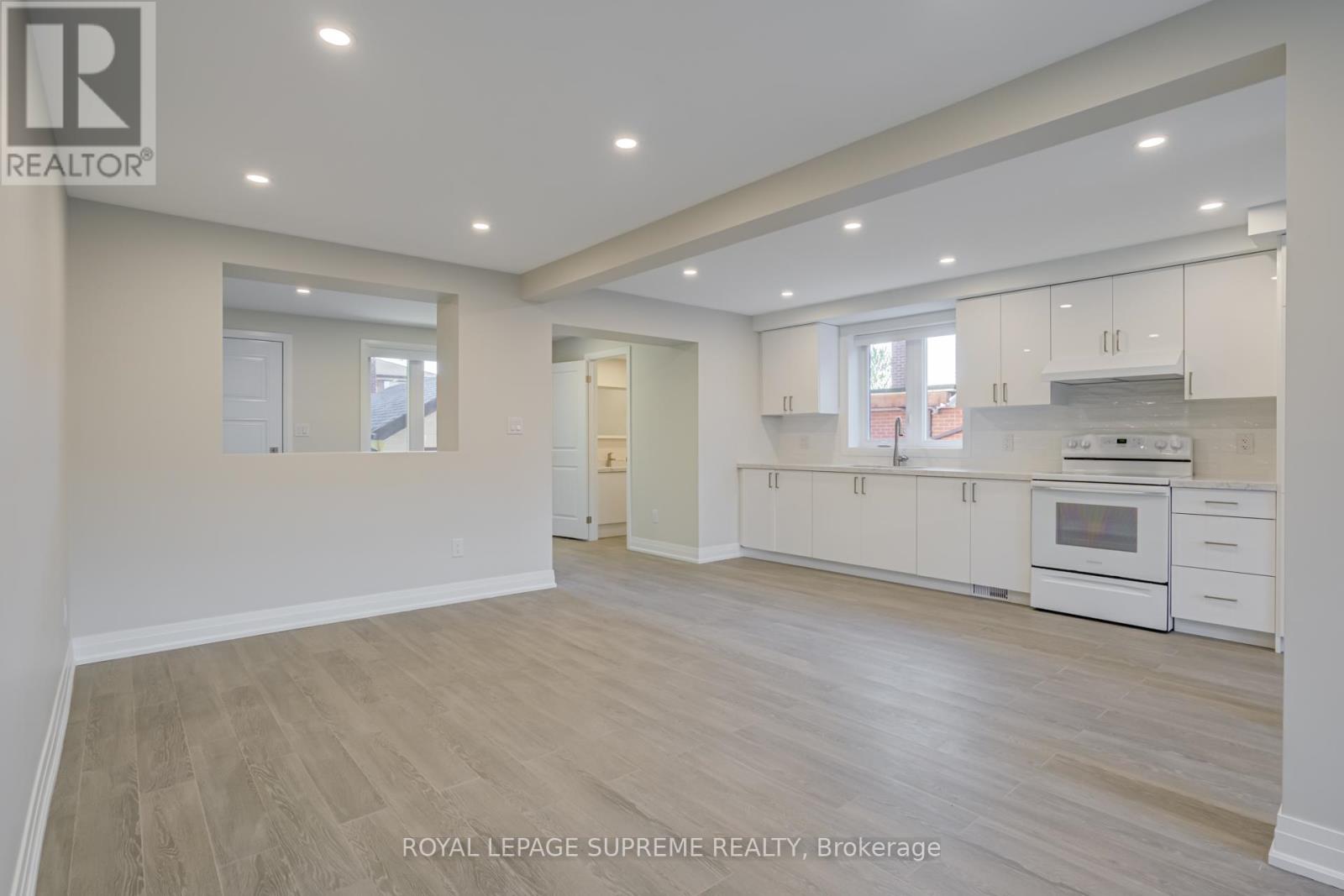 83 Clairton Crescent, Toronto, Ontario  M6N 2M7 - Photo 9 - W12460310