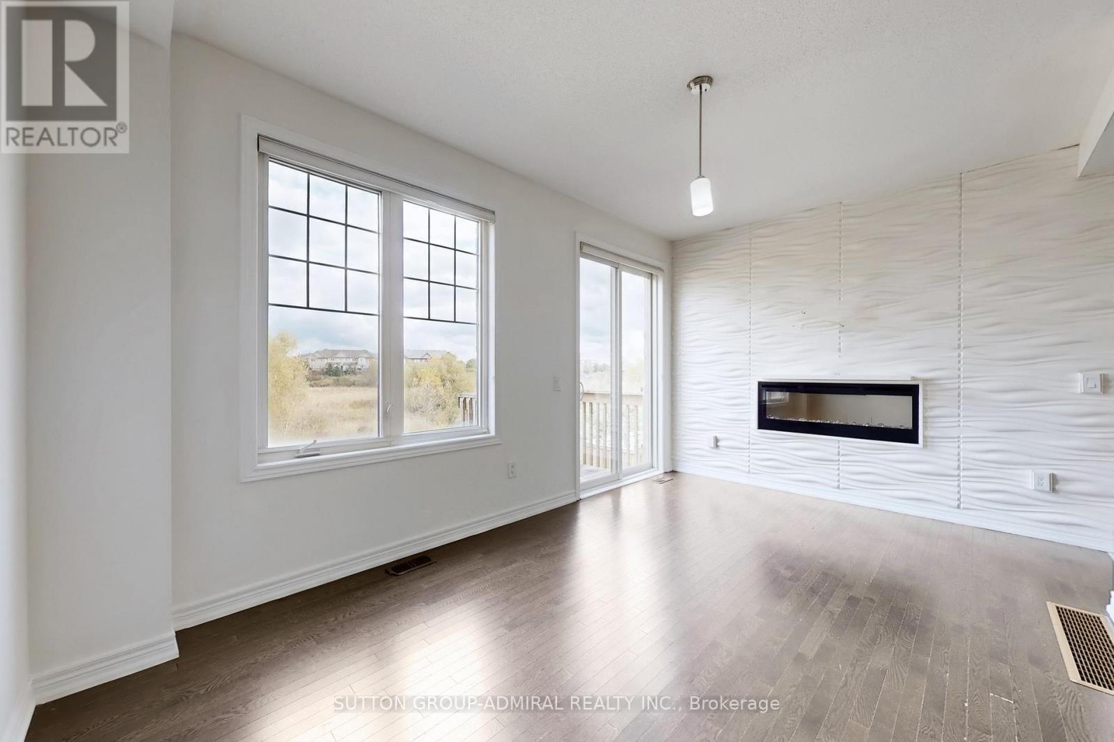 74 Davenfield Circle, Brampton, Ontario  L6P 4M2 - Photo 14 - W12460317