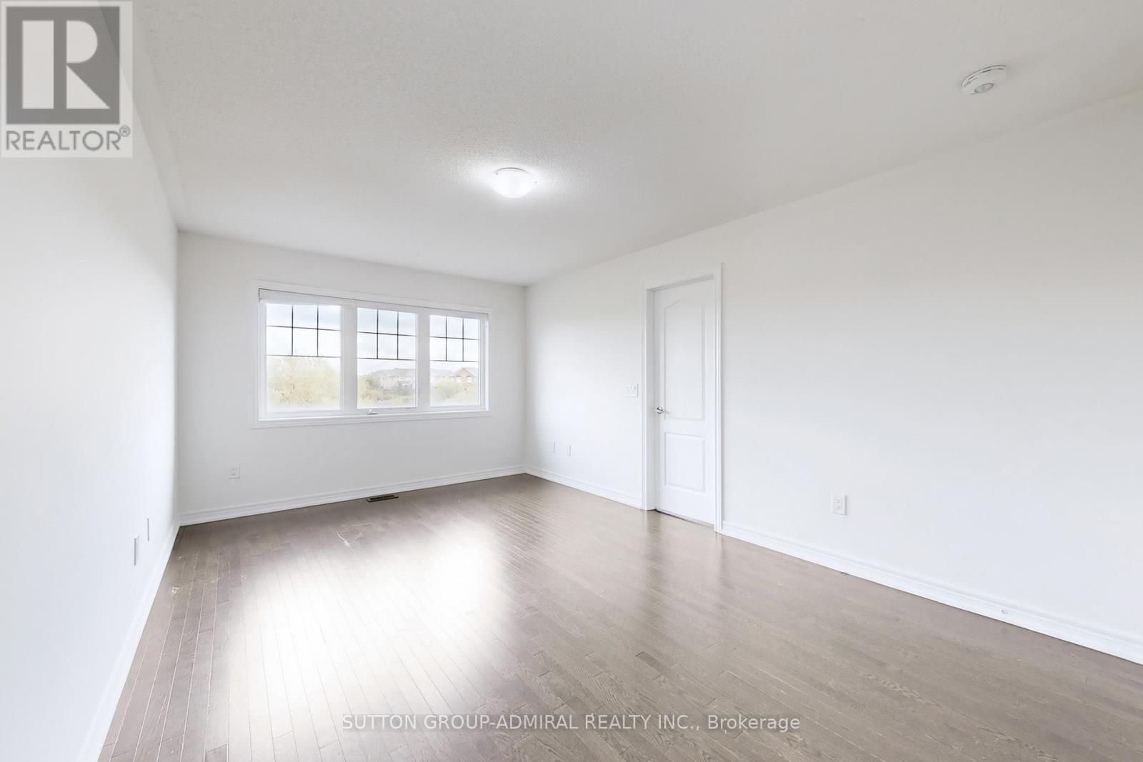 74 Davenfield Circle, Brampton, Ontario  L6P 4M2 - Photo 23 - W12460317