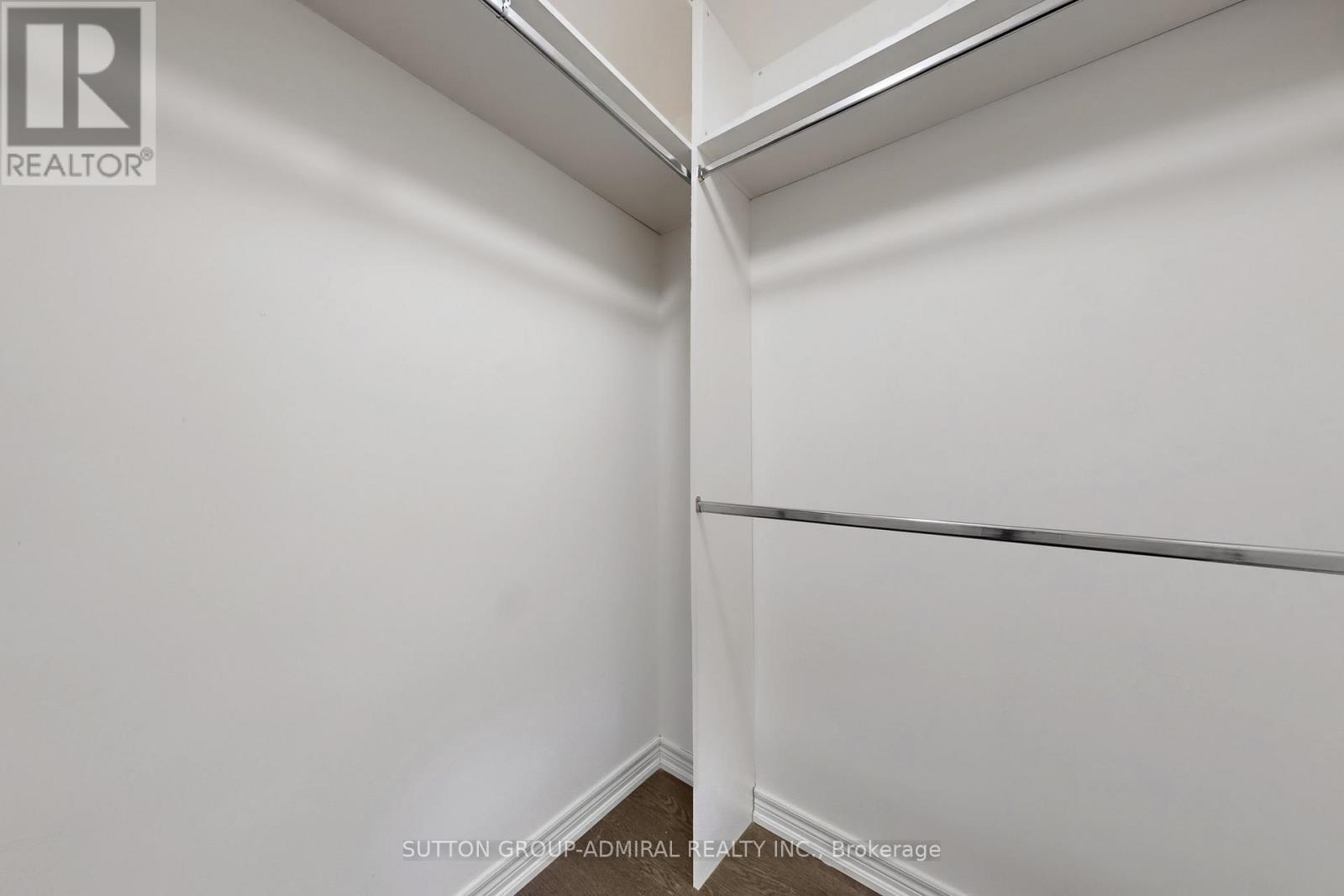 74 Davenfield Circle, Brampton, Ontario  L6P 4M2 - Photo 25 - W12460317