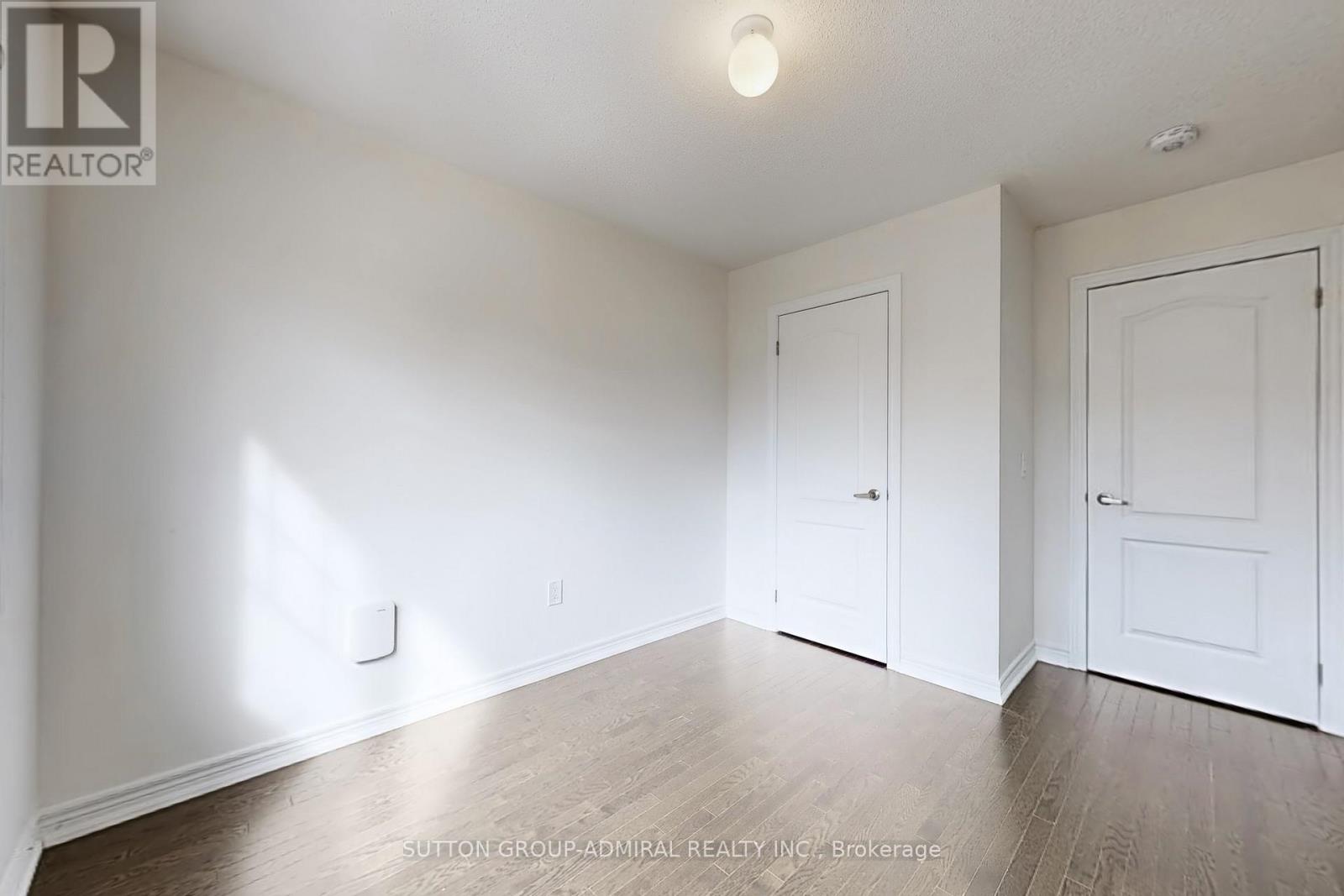 74 Davenfield Circle, Brampton, Ontario  L6P 4M2 - Photo 34 - W12460317